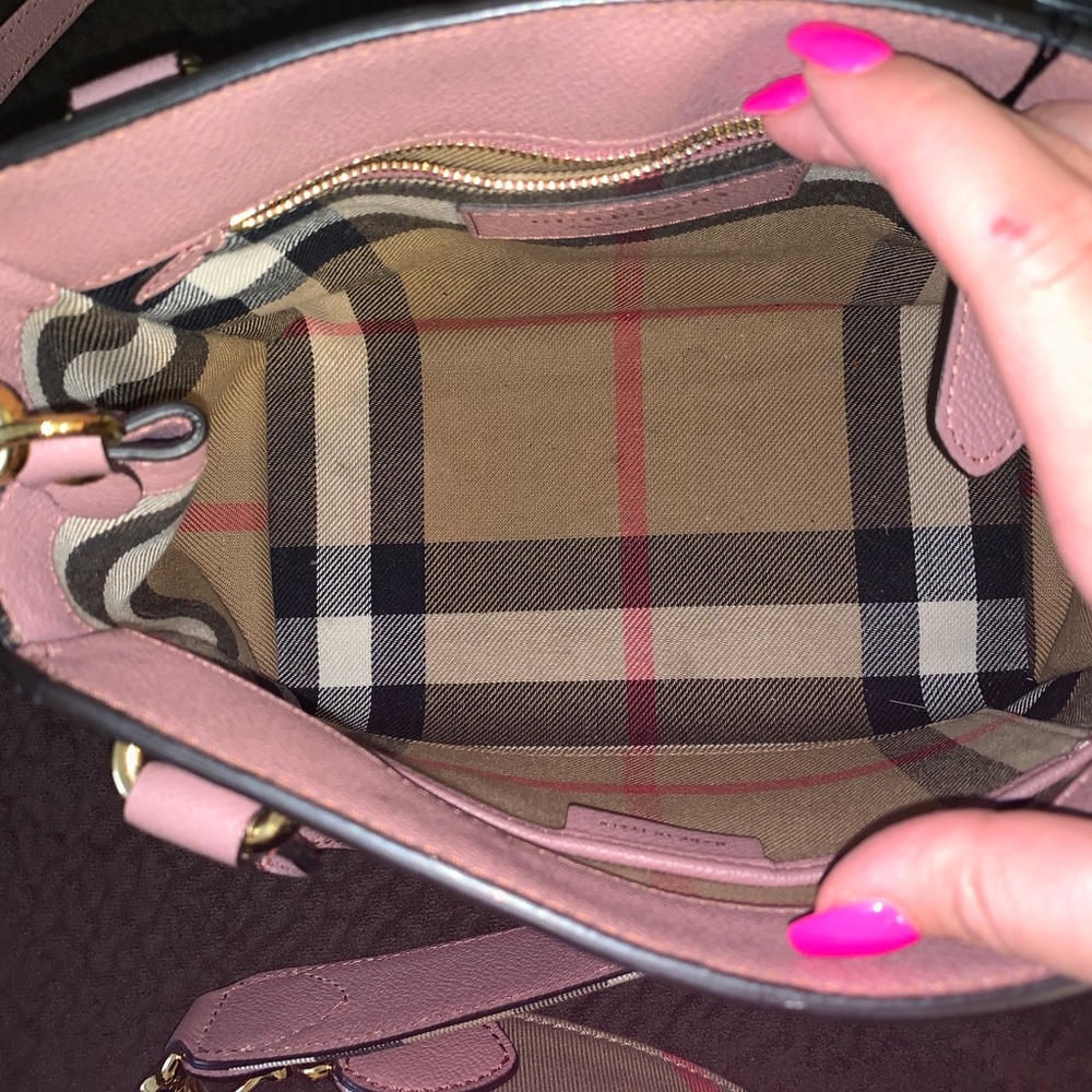 Burberry small buckle tote - Picture 7 of 8